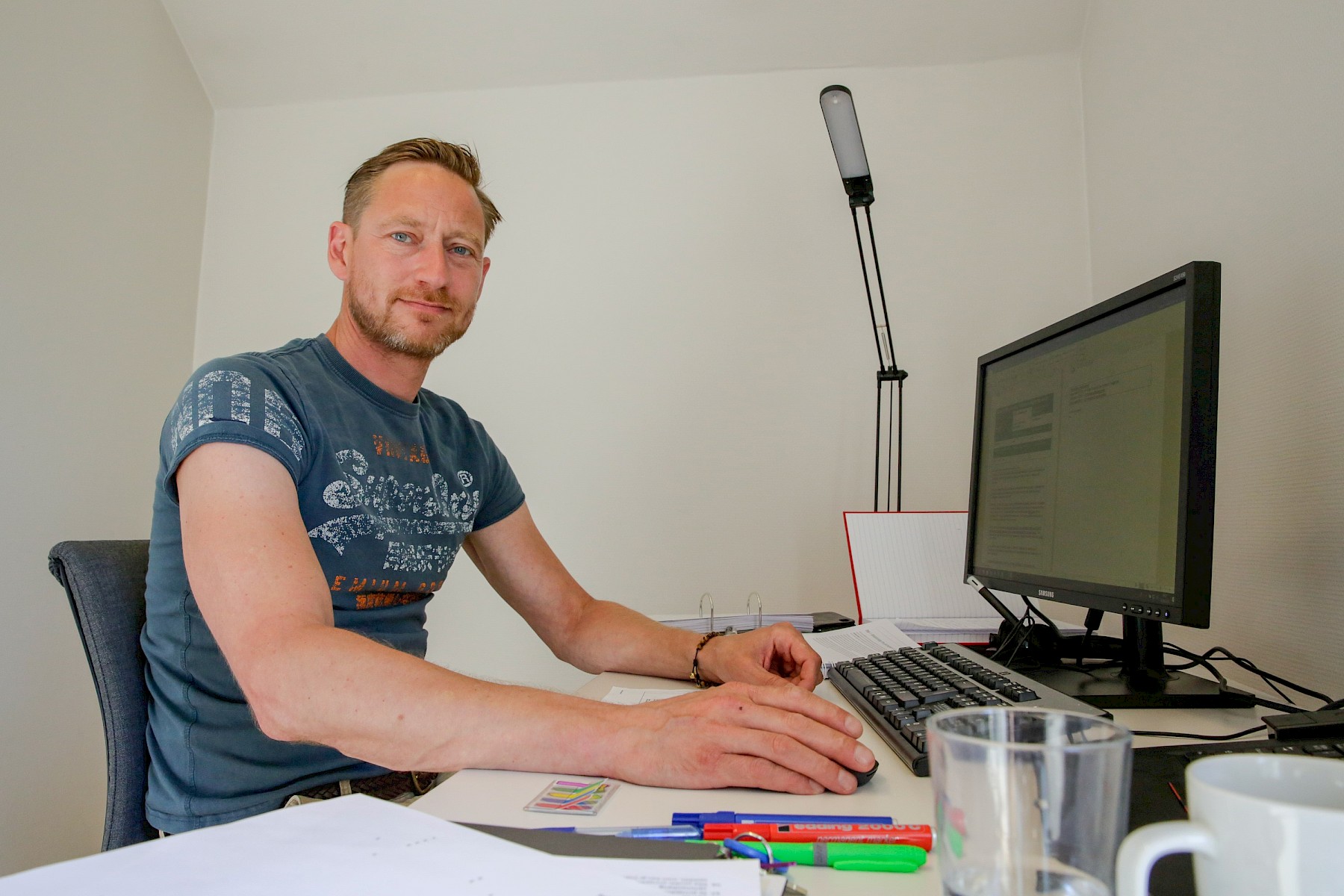 Carsten Fredrik Rønning på kontoret i Diakonveien 10